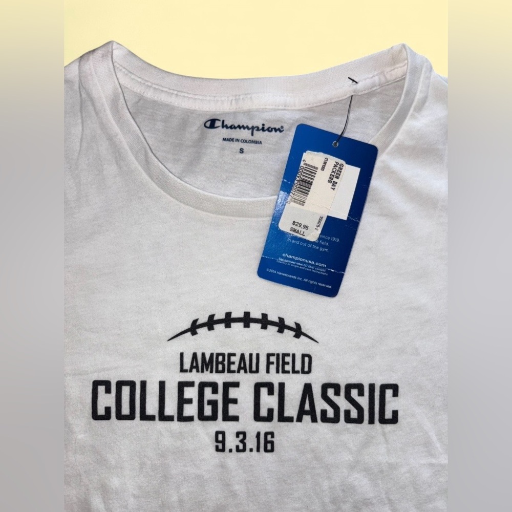Champion Lambeau Field College Classic LSU vs Wisconsin Tee - NWT - Size Small - Picture 6 of 7